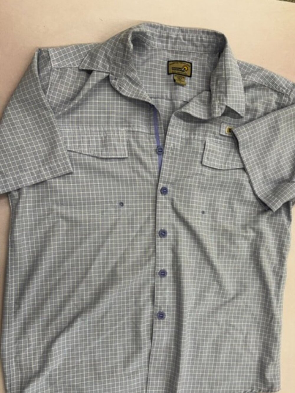 Hook and Tackle Fishing Shirt Size L